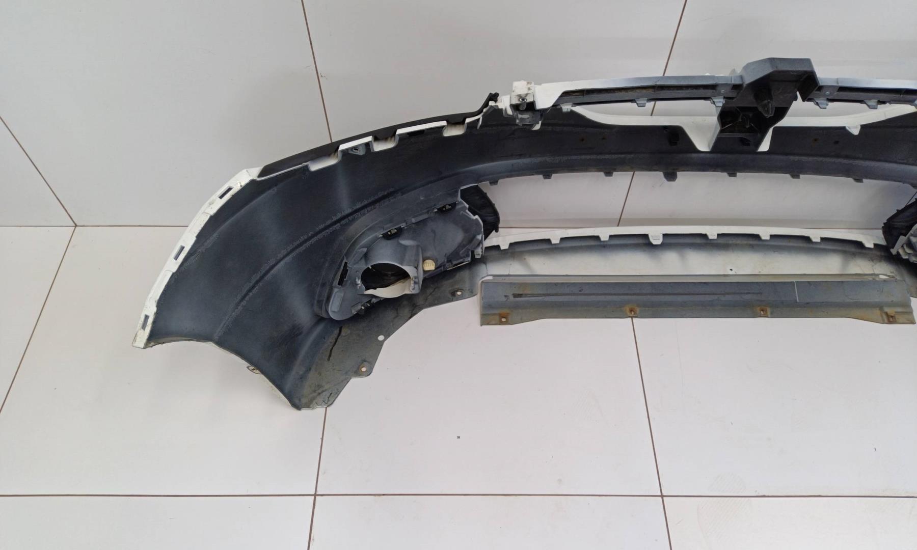 Бампер передний