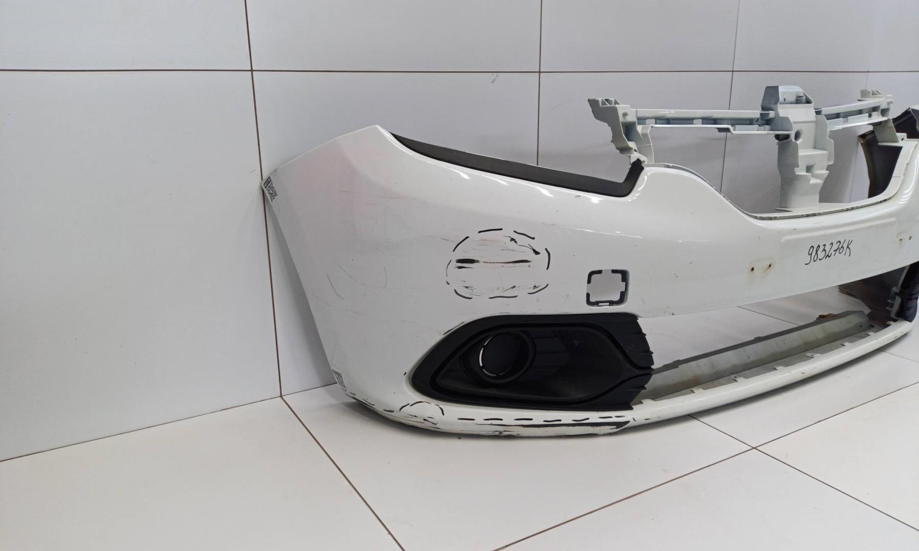 Бампер передний