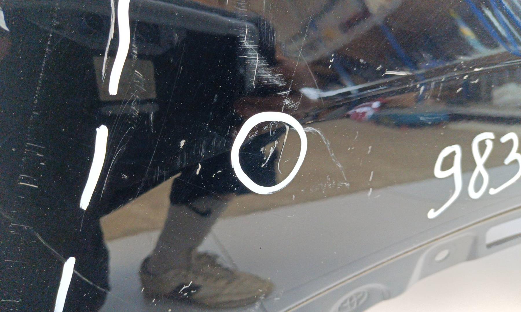 Крыло переднее правое