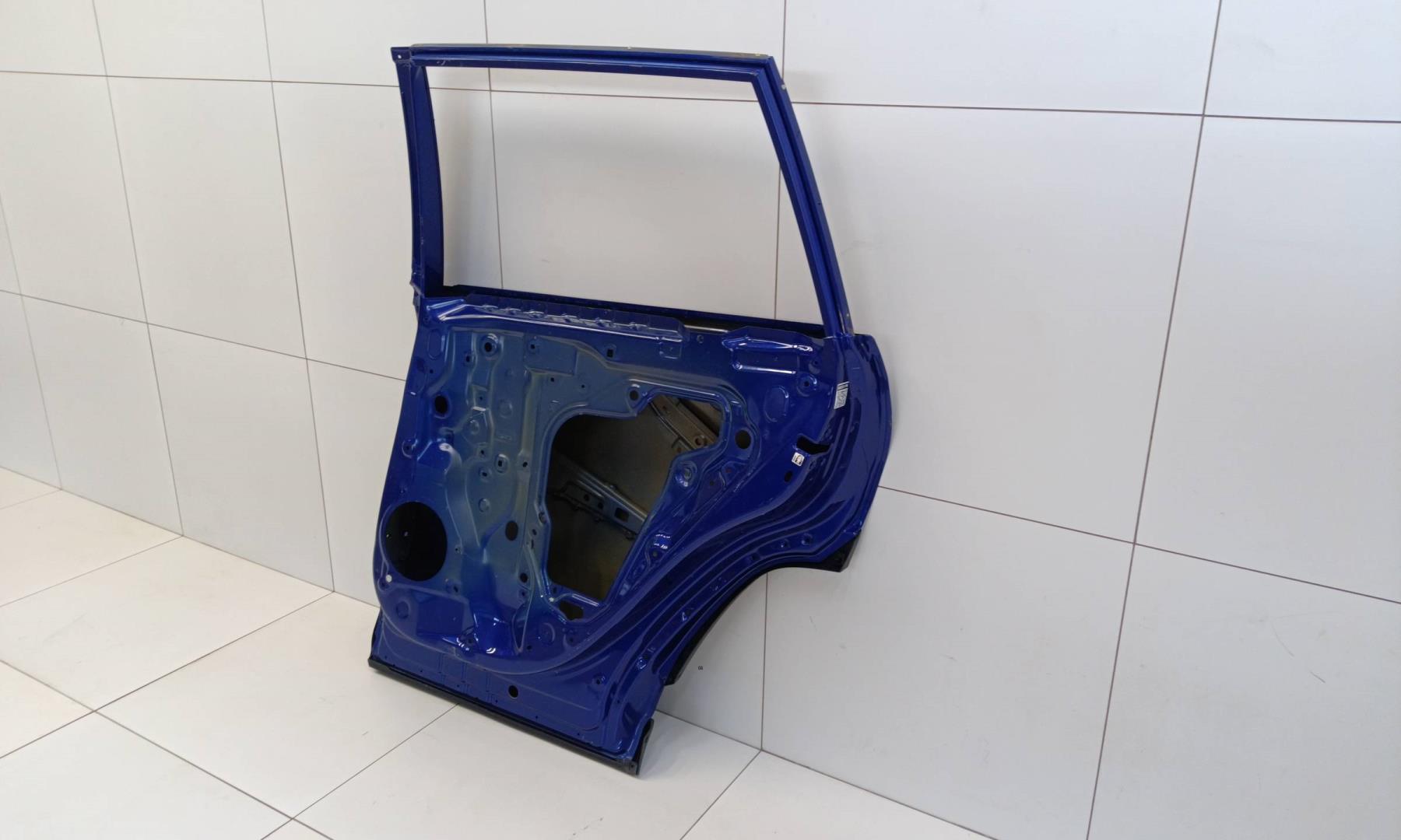 Дверь задняя правая