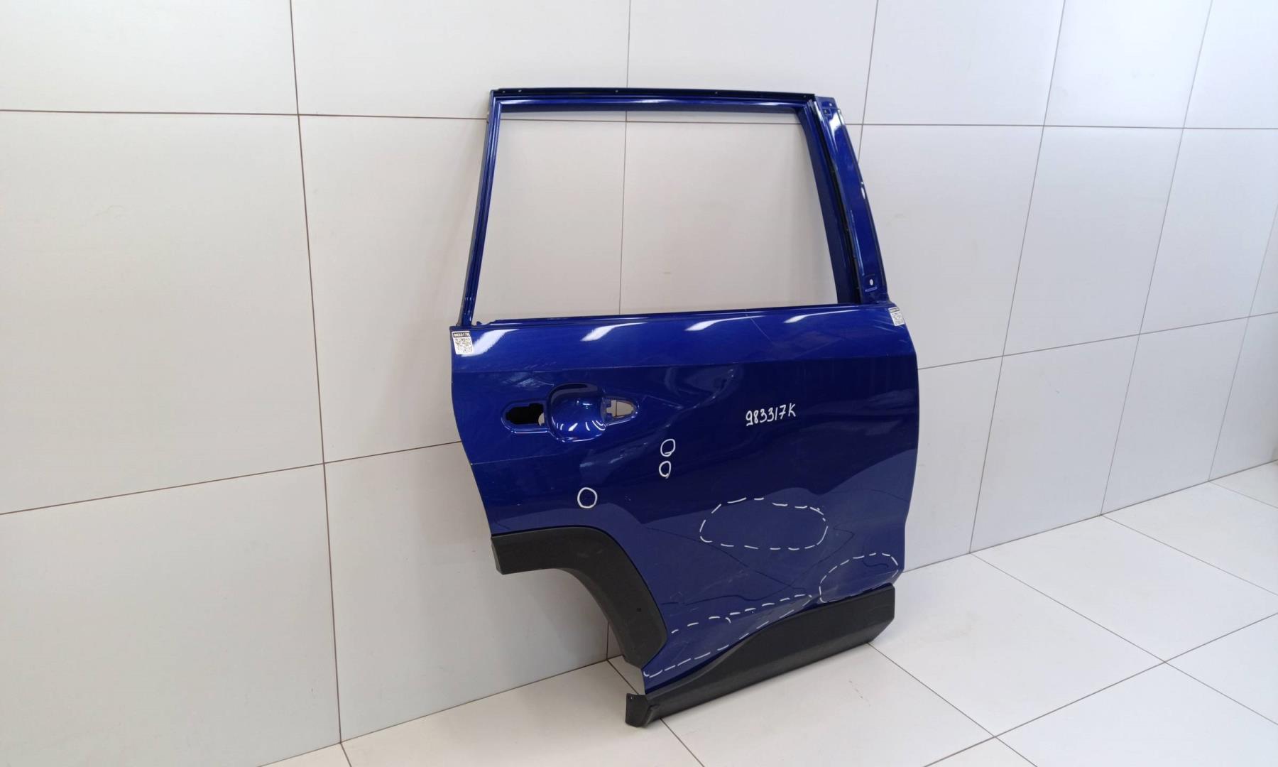 Дверь задняя правая
