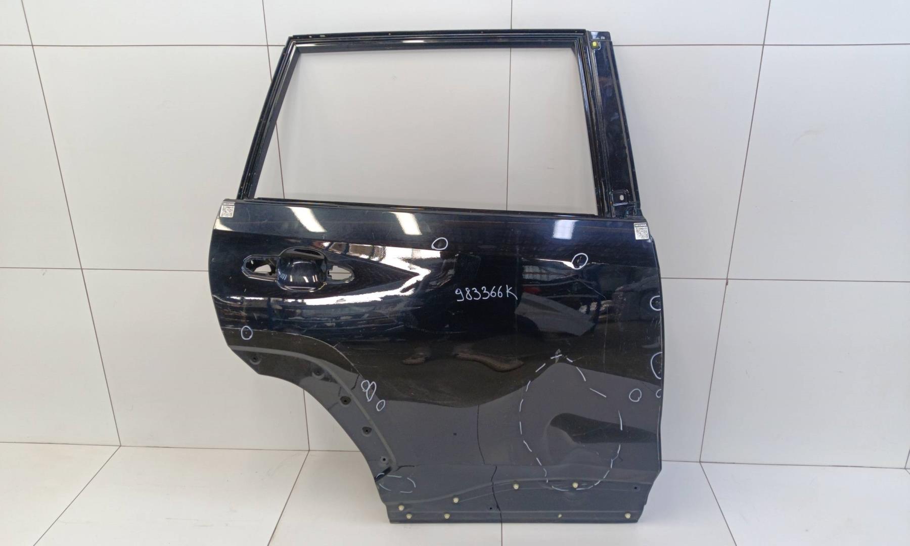 Дверь задняя правая