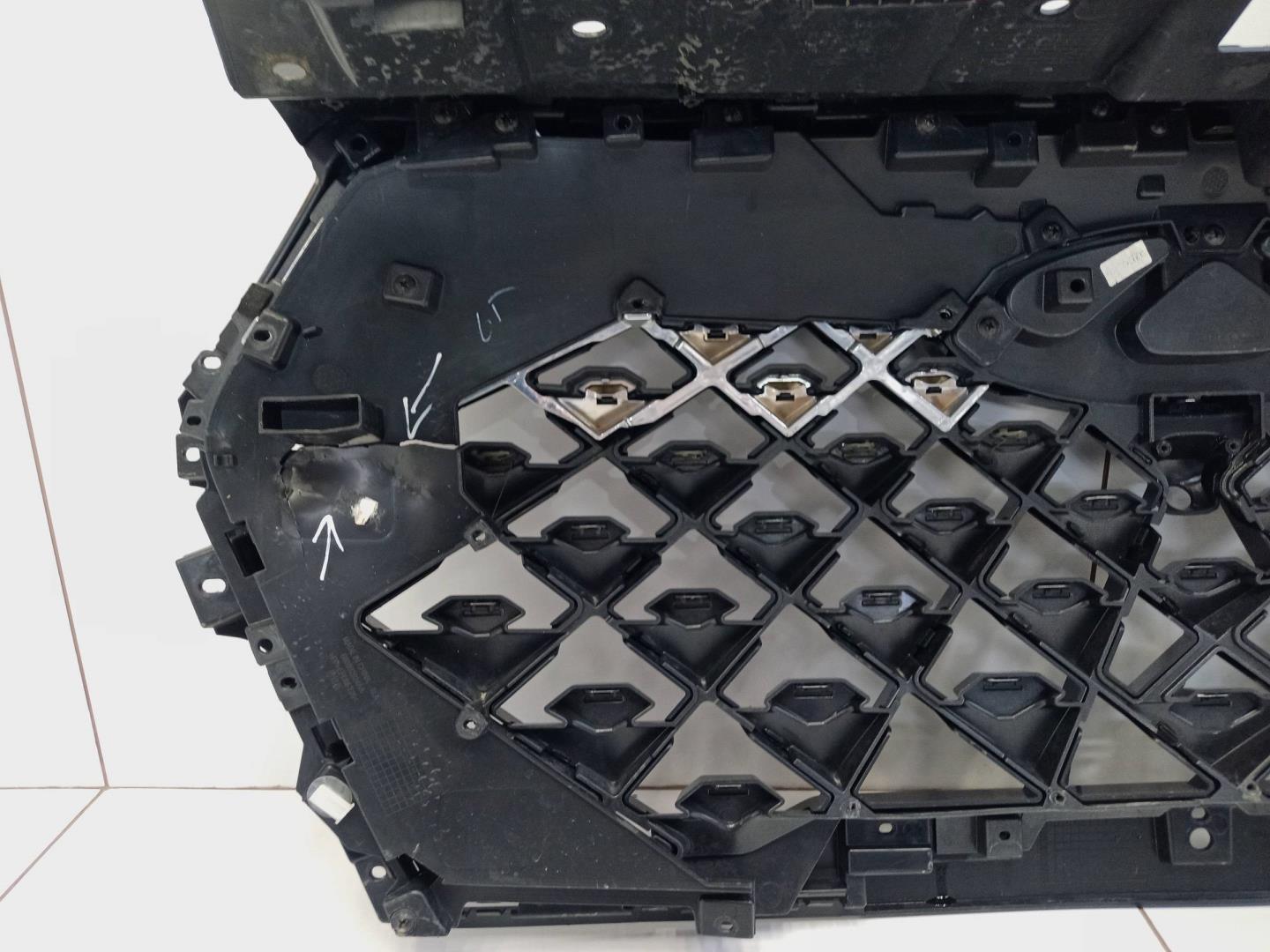 Решетка радиатора