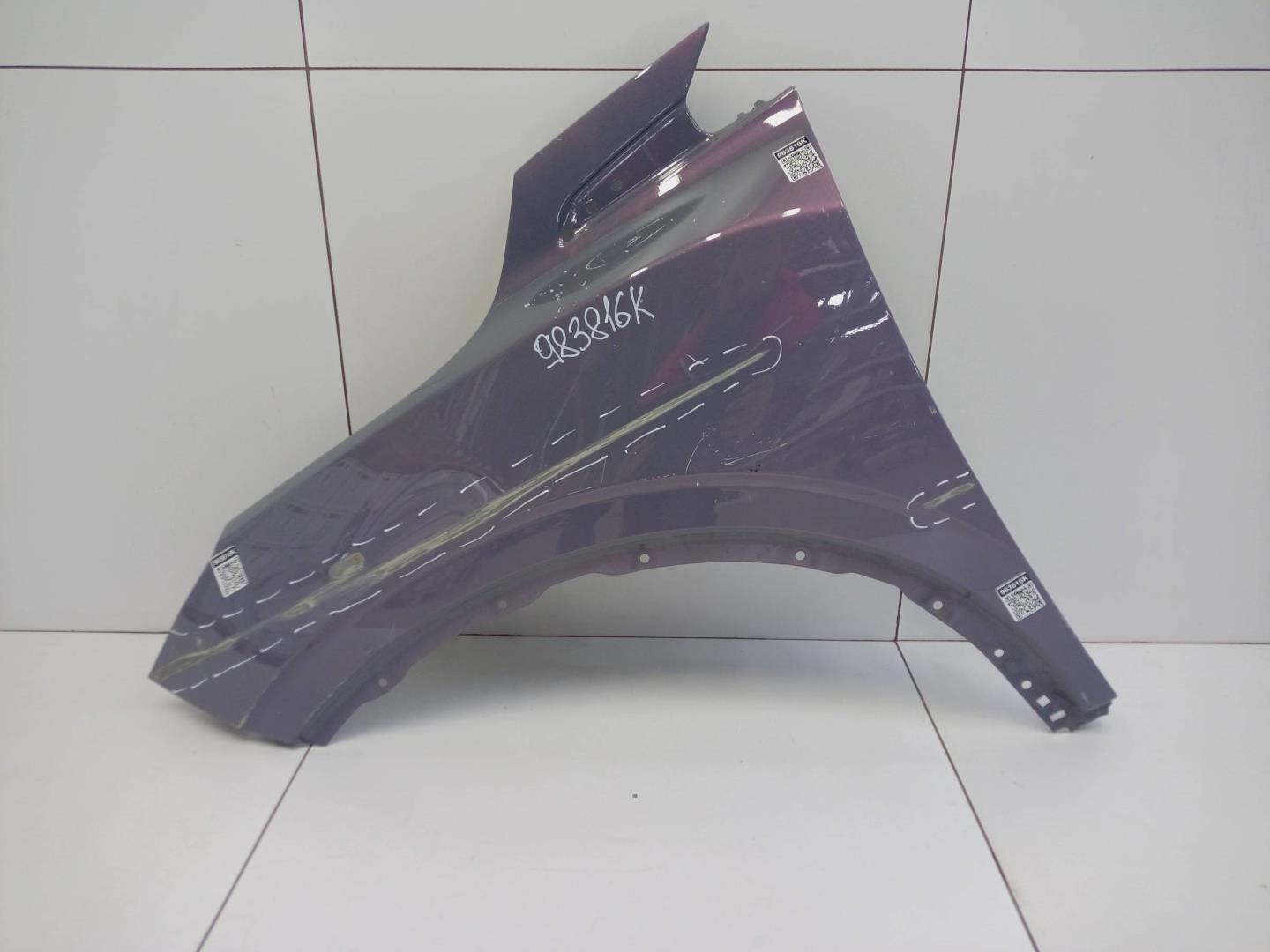 Крыло переднее левое