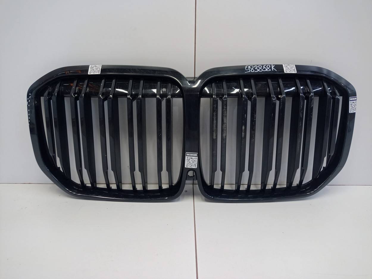 Решетка радиатора