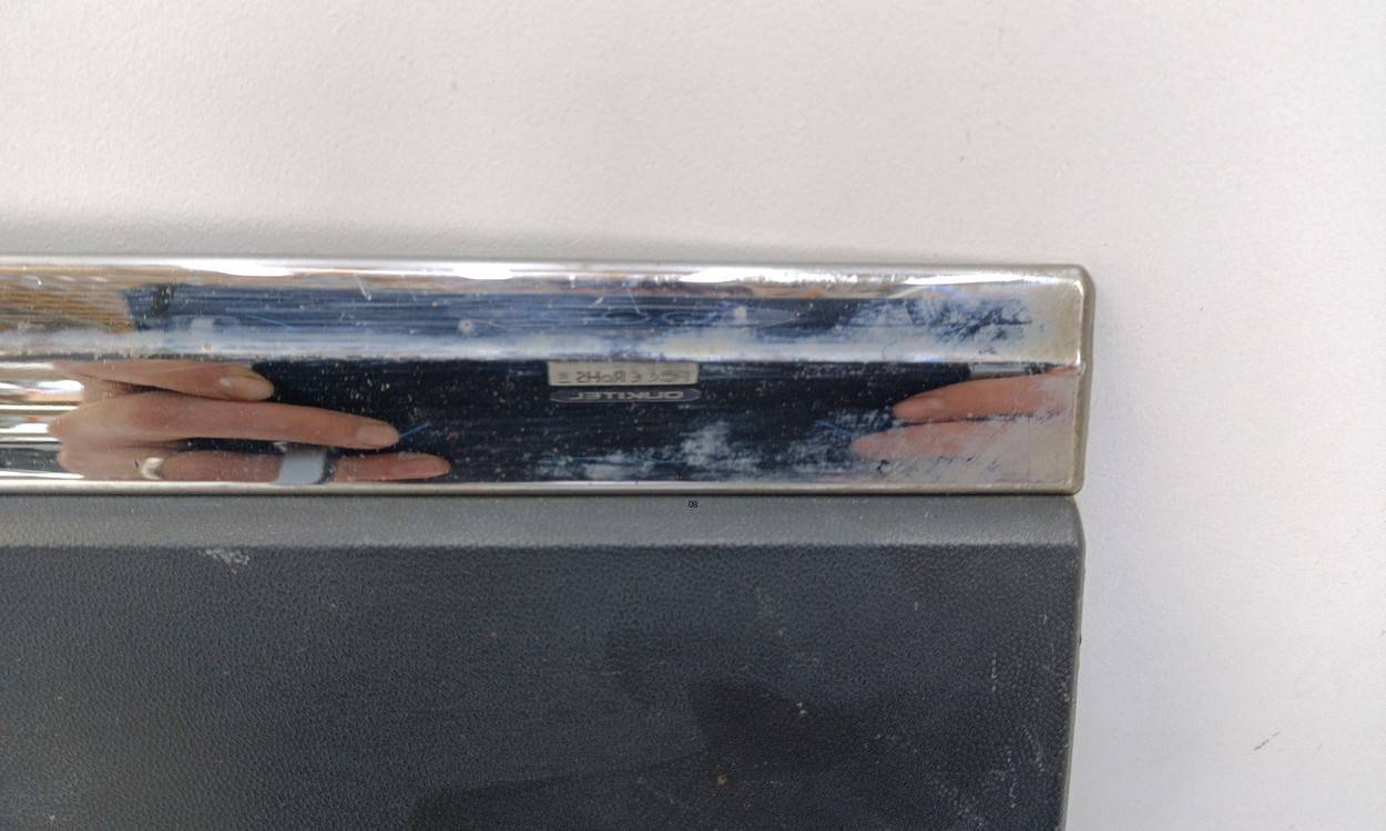 Накладка двери задней правой