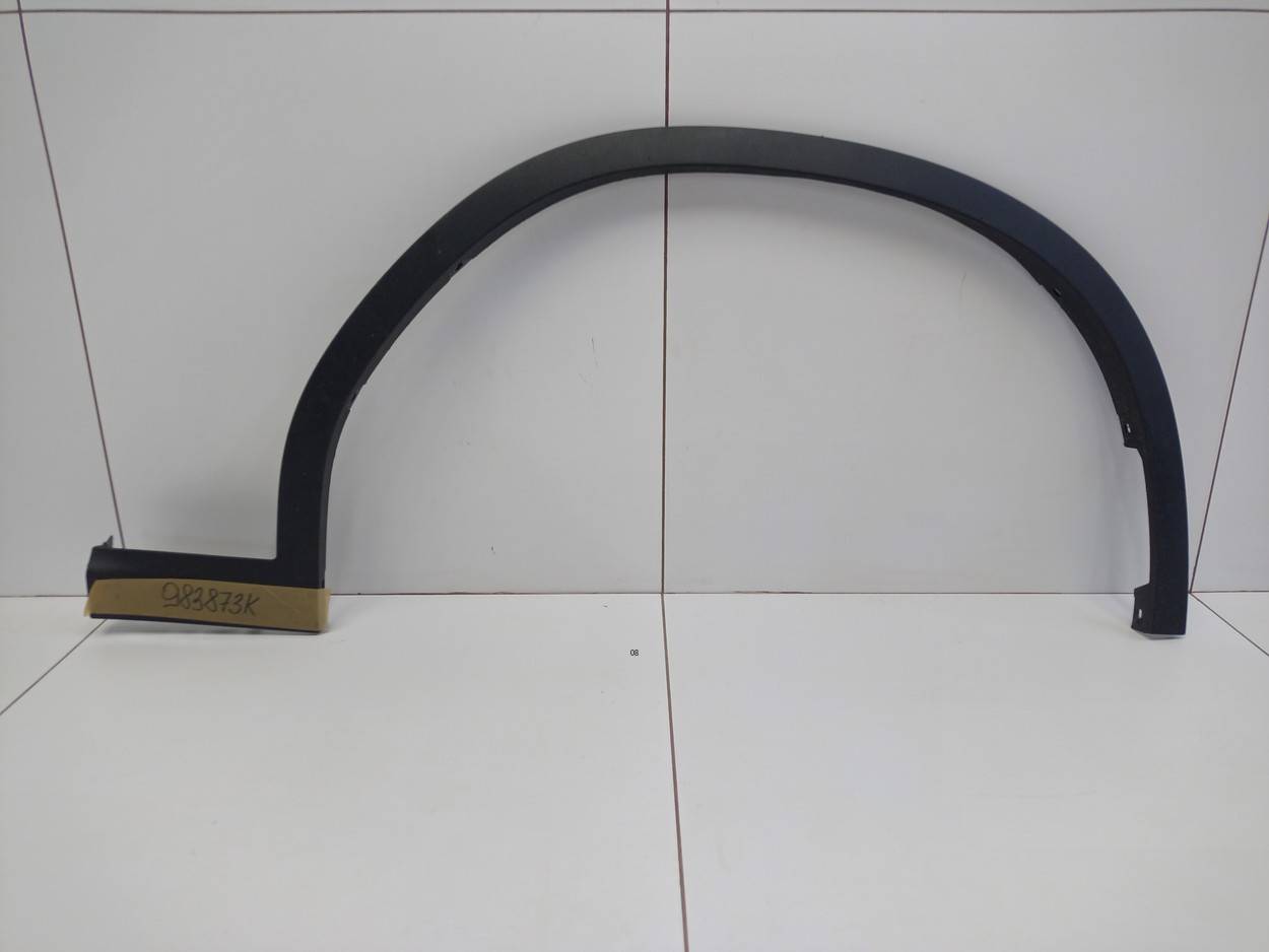 Накладка переднего крыла правого