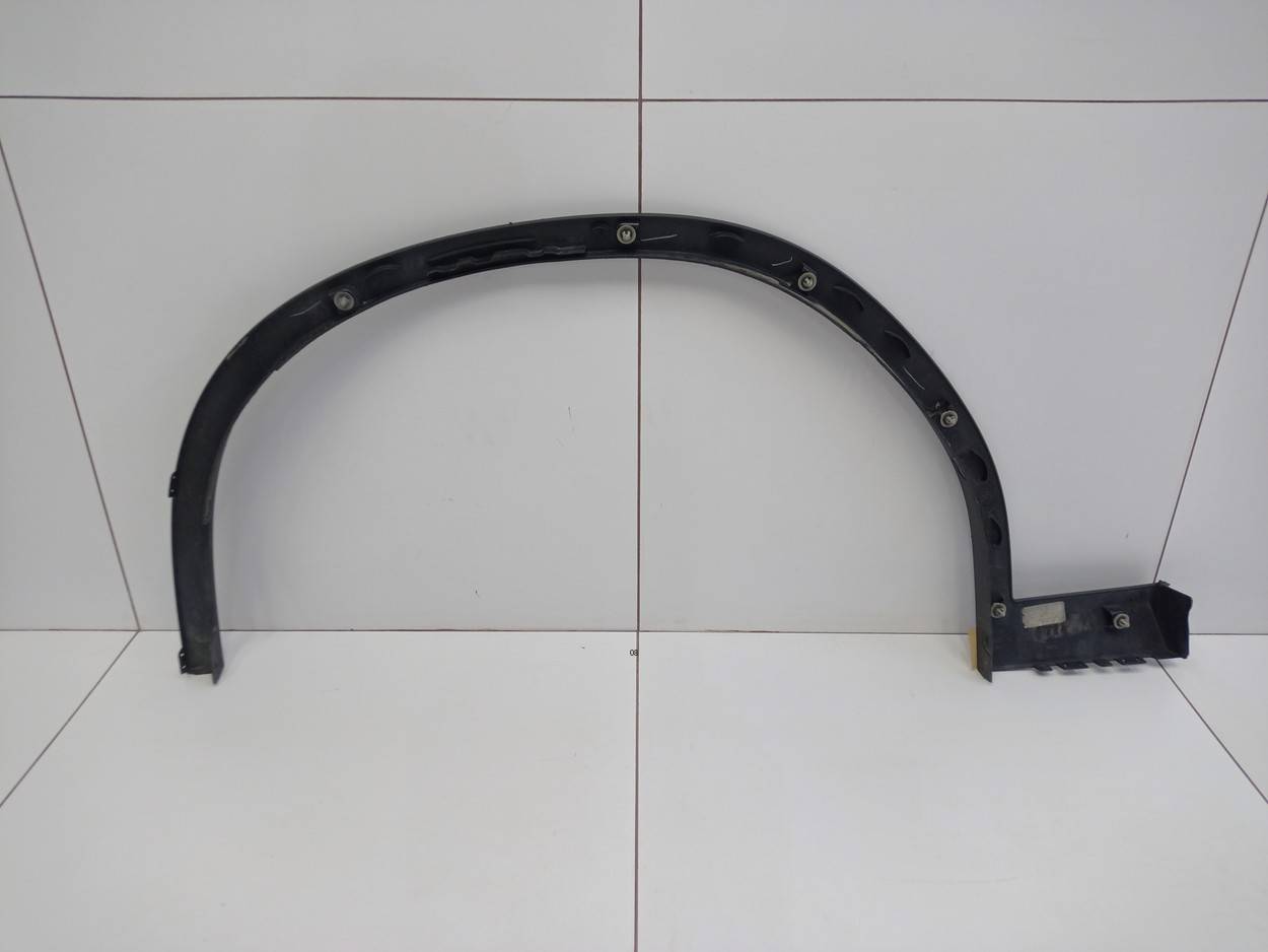 Накладка переднего крыла правого