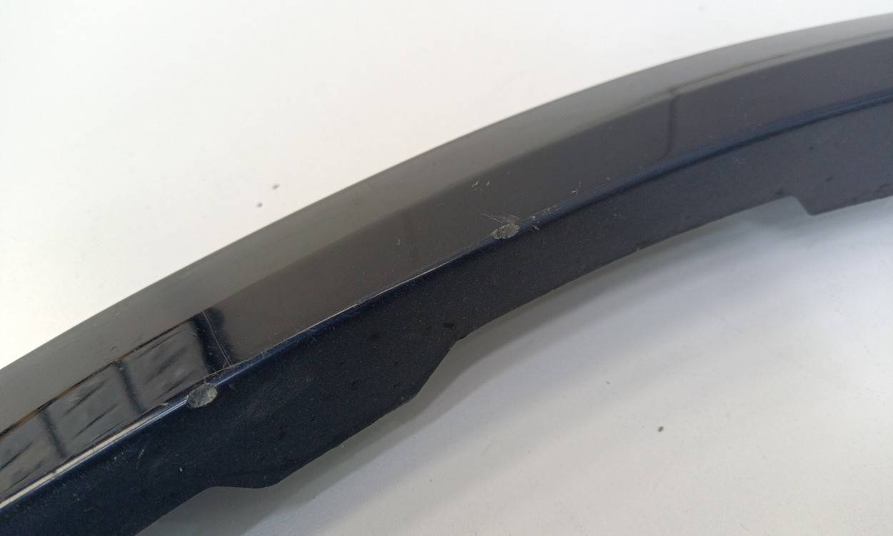 Накладка крыла переднего левого