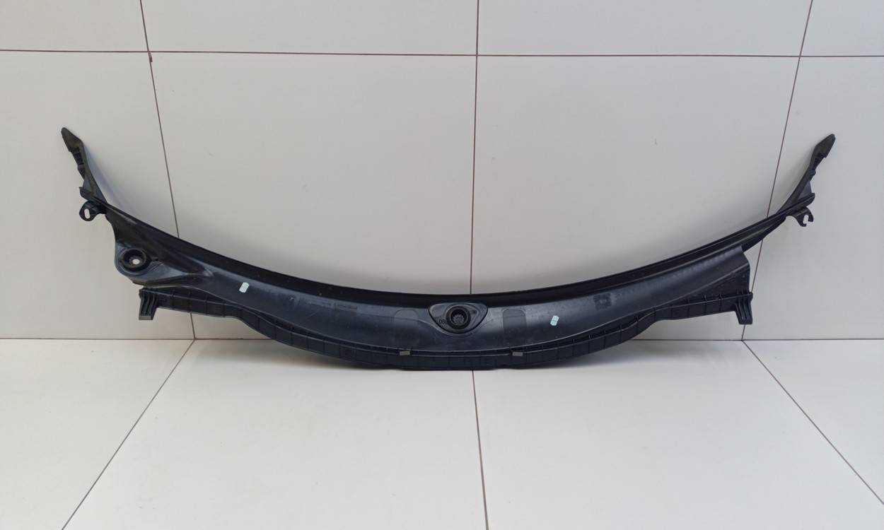 Решетка стеклоочистителей (Жабо)