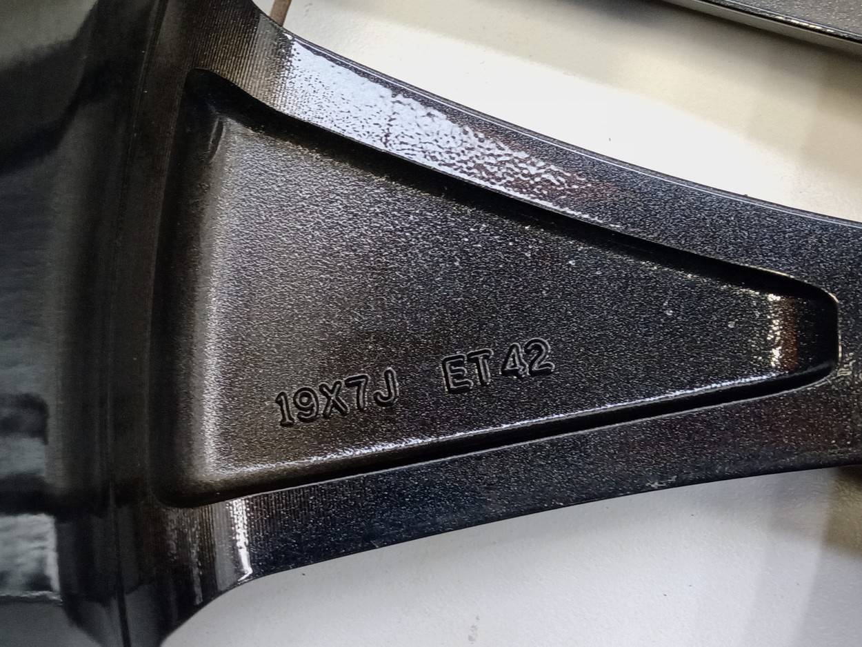 Диск колесный литой