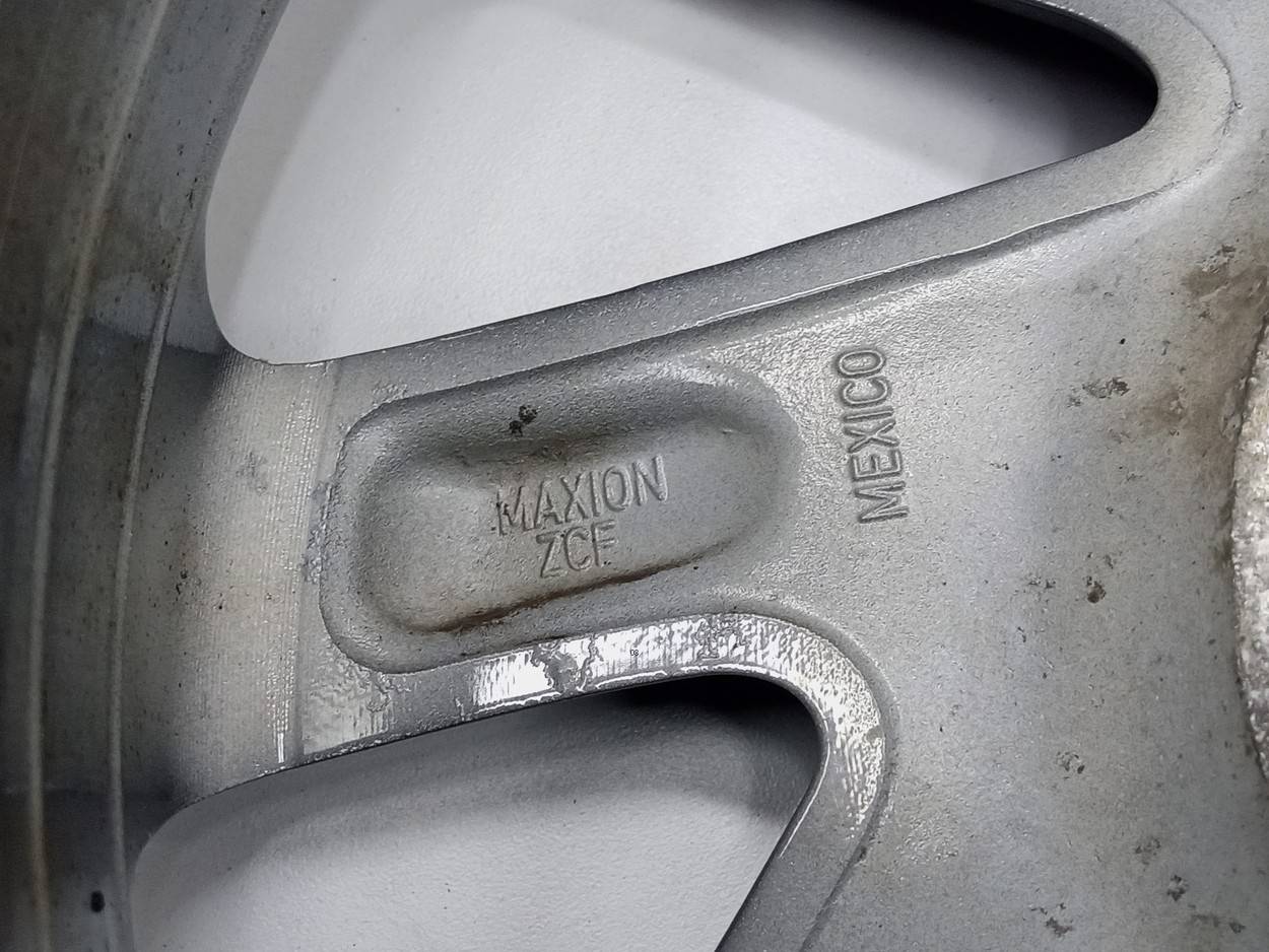 Диск колесный литой легкий сплав