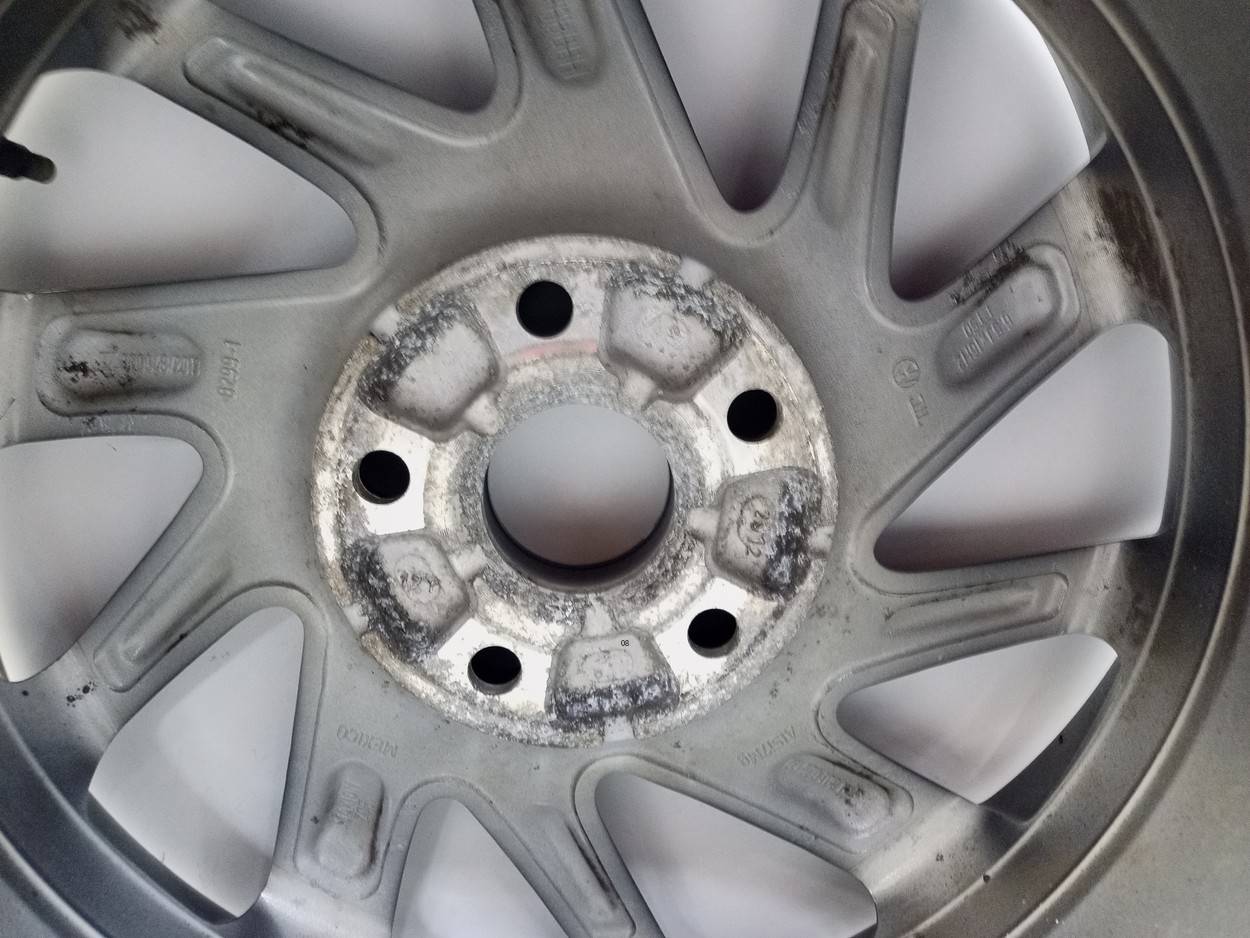 Диск колесный литой легкий сплав