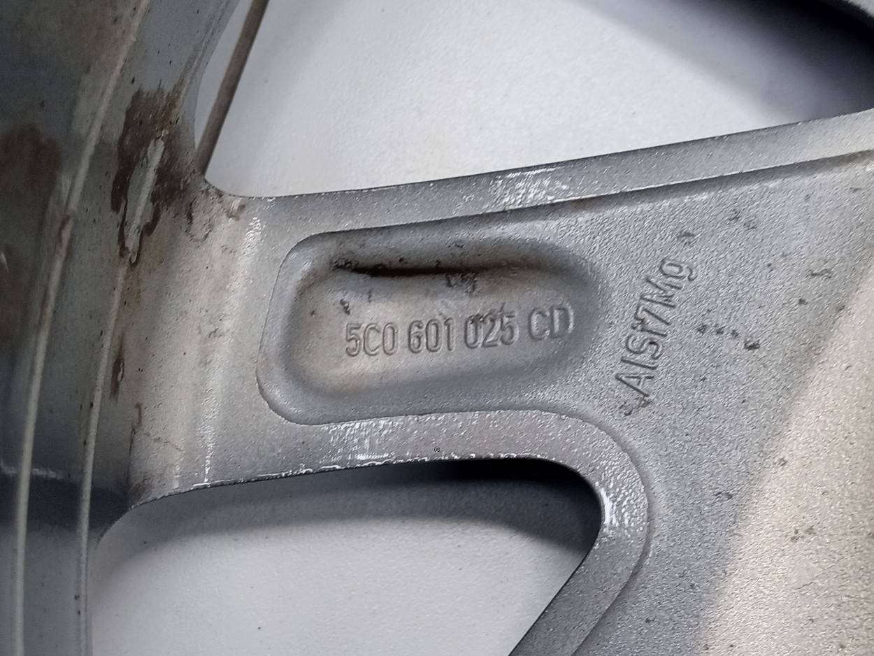 Диск колесный литой легкий сплав