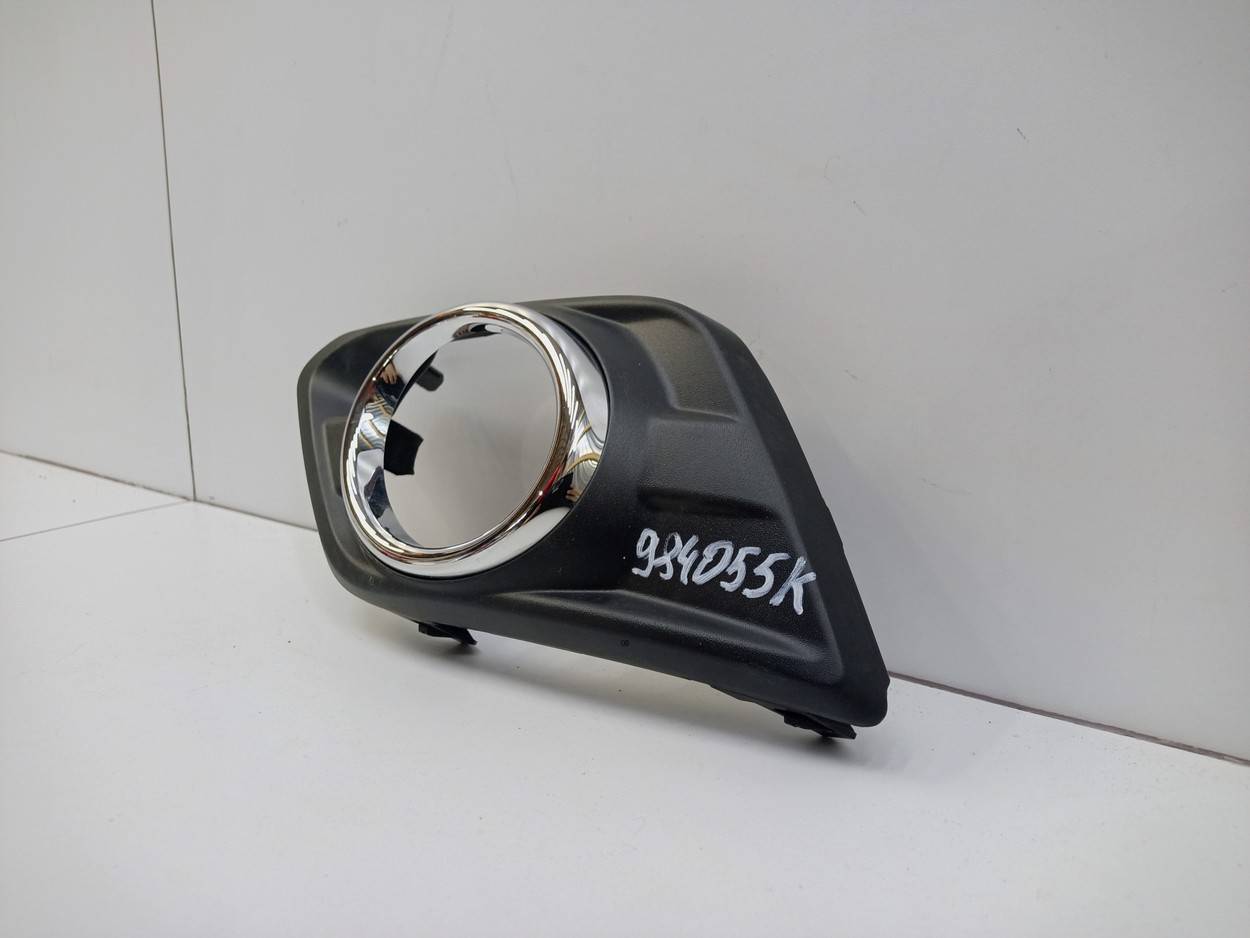 Накладка переднего бампера левая