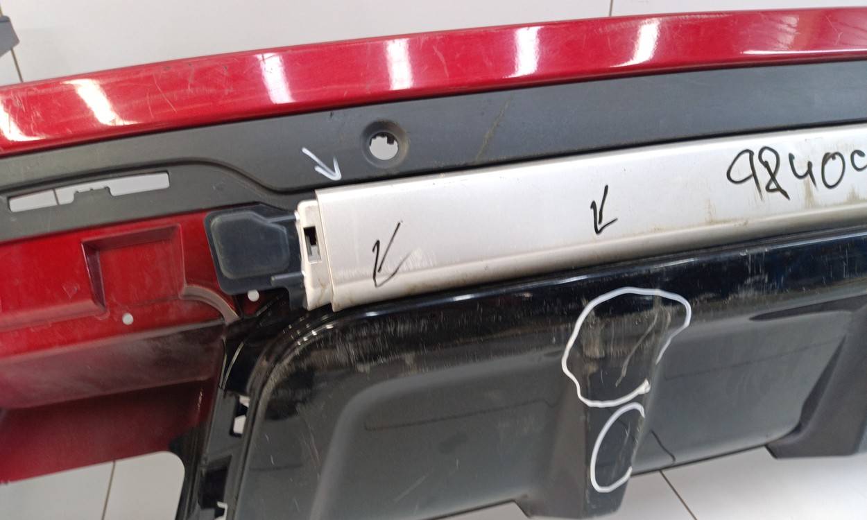 Бампер задний