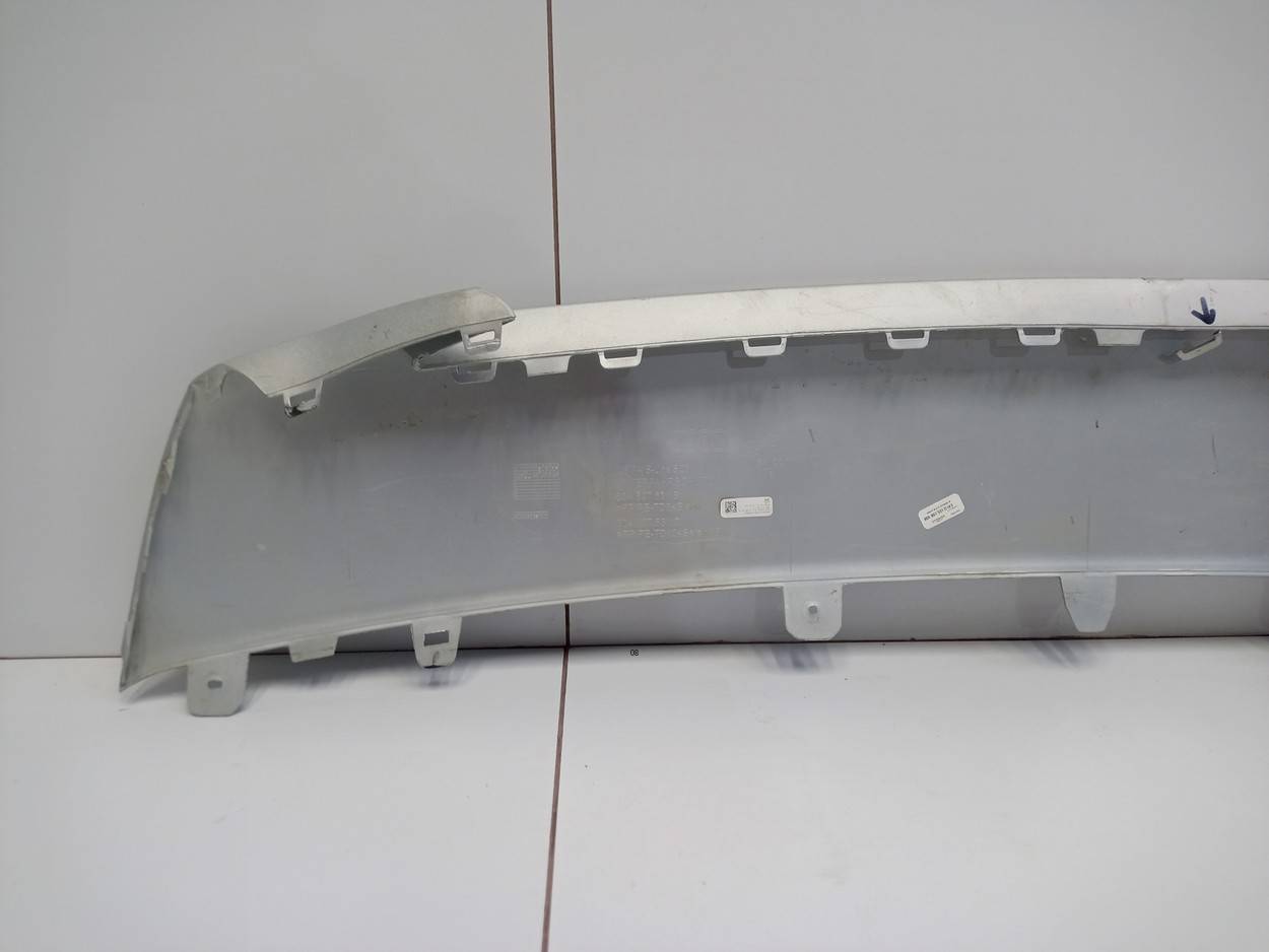 Накладка переднего бампера