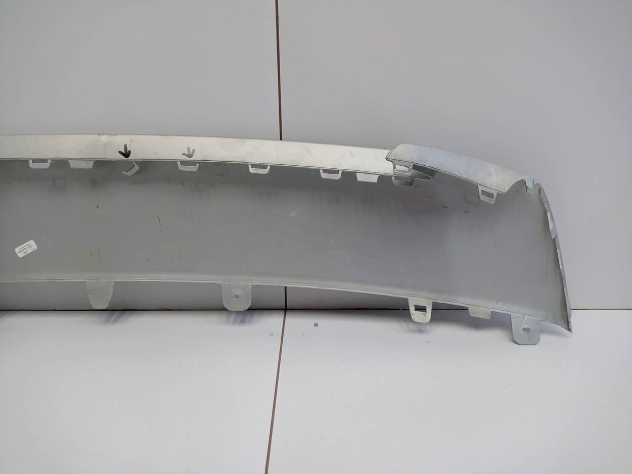 Накладка переднего бампера