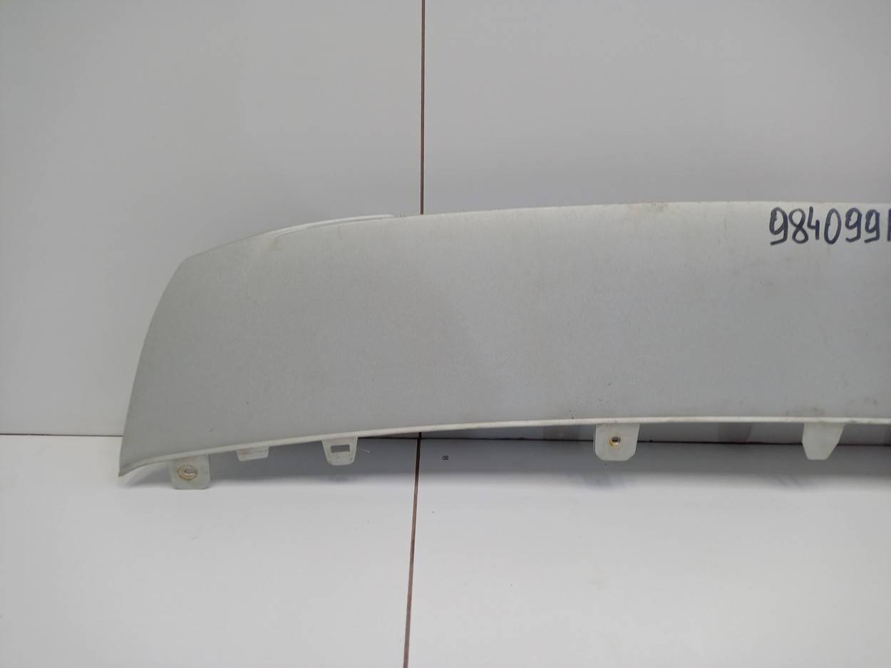 Накладка переднего бампера