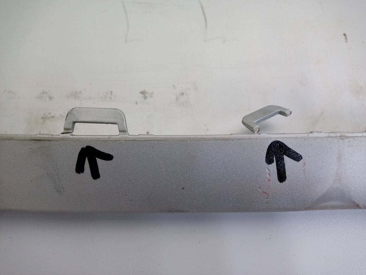 Накладка переднего бампера