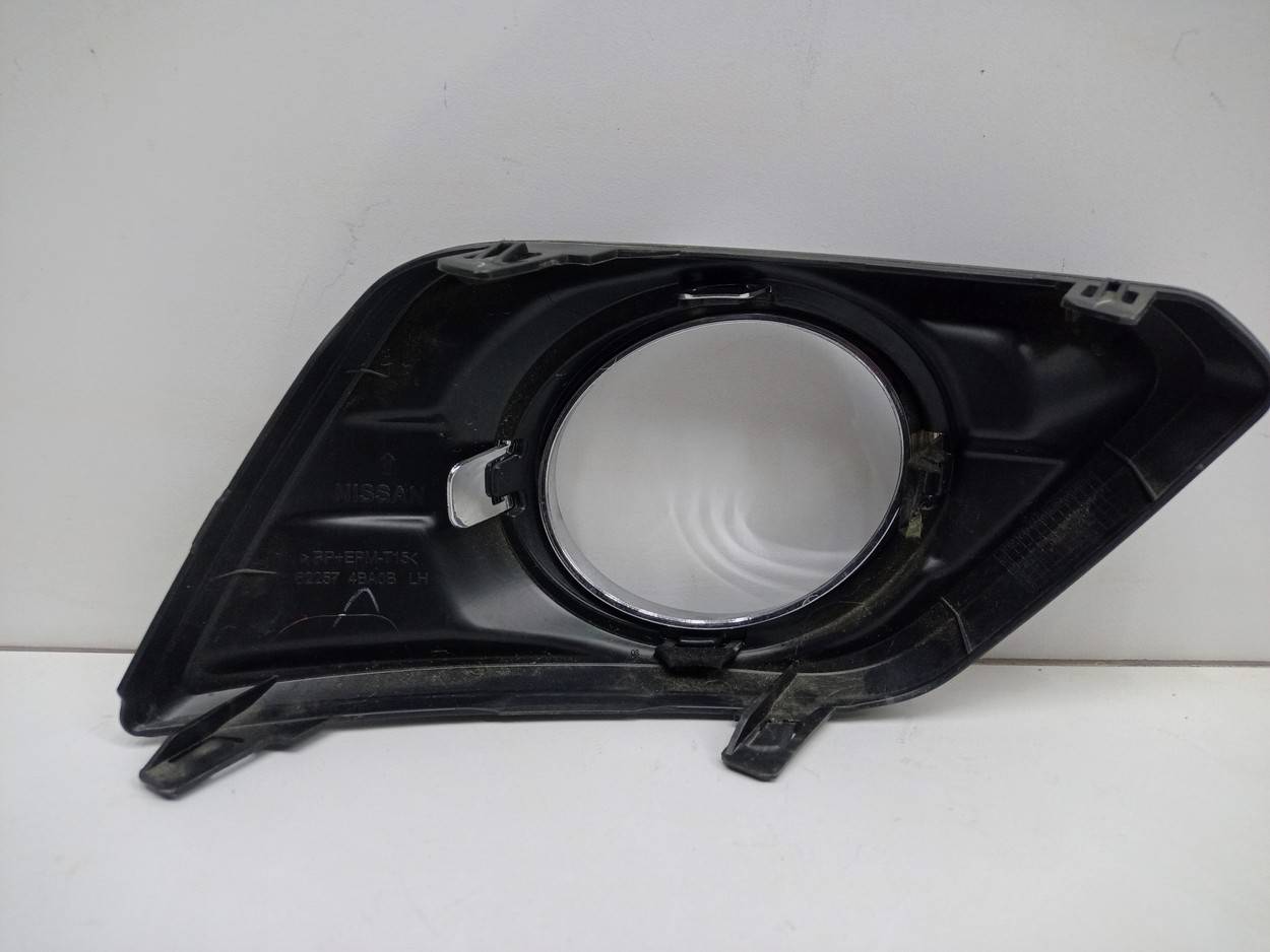 Накладка переднего бампера левая