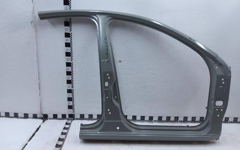 Кузовной элемент