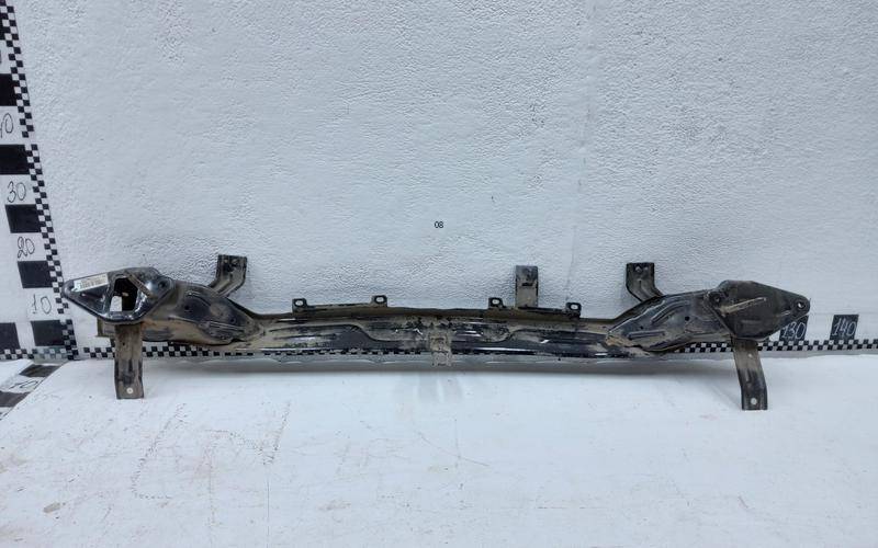 Усилитель заднего бампера