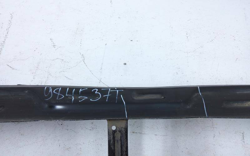 Усилитель заднего бампера