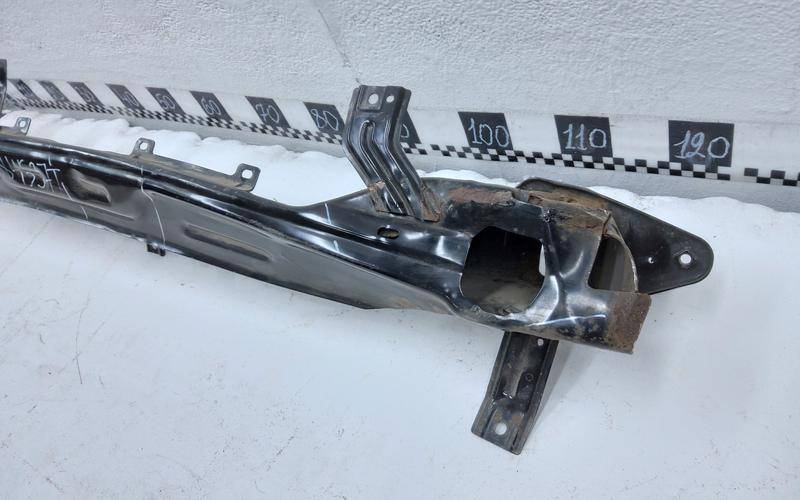 Усилитель заднего бампера