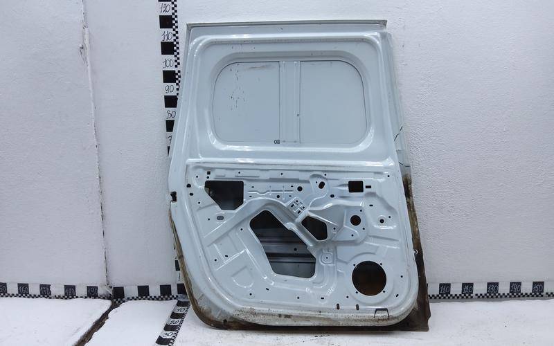 Дверь задняя левая