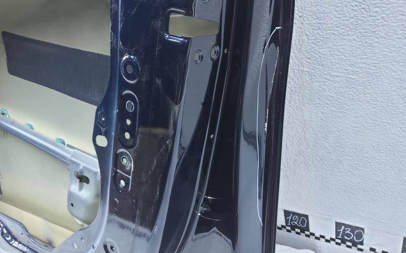 Дверь передняя правая