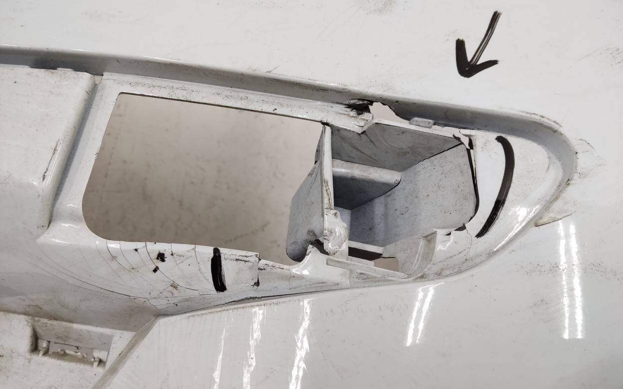 Бампер передний