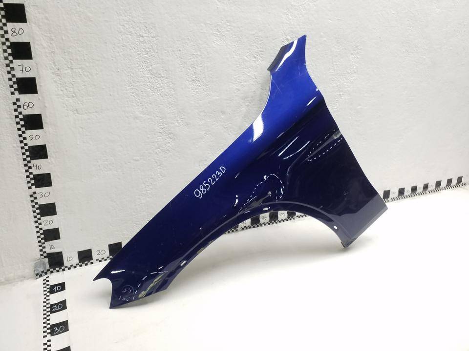 Крыло переднее левое