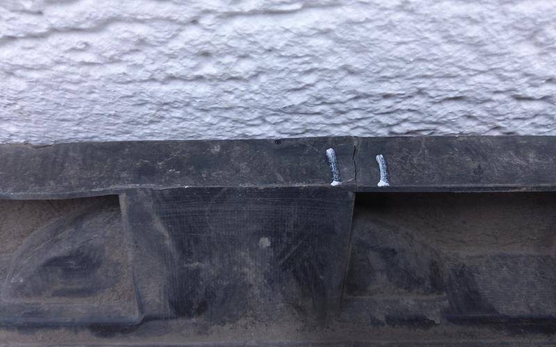 Пыльник двигателя центральный