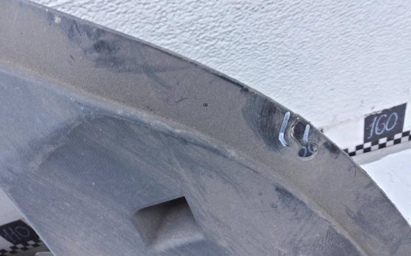 Пыльник двигателя центральный