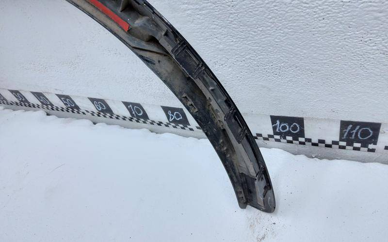 Накладка заднего крыла правого