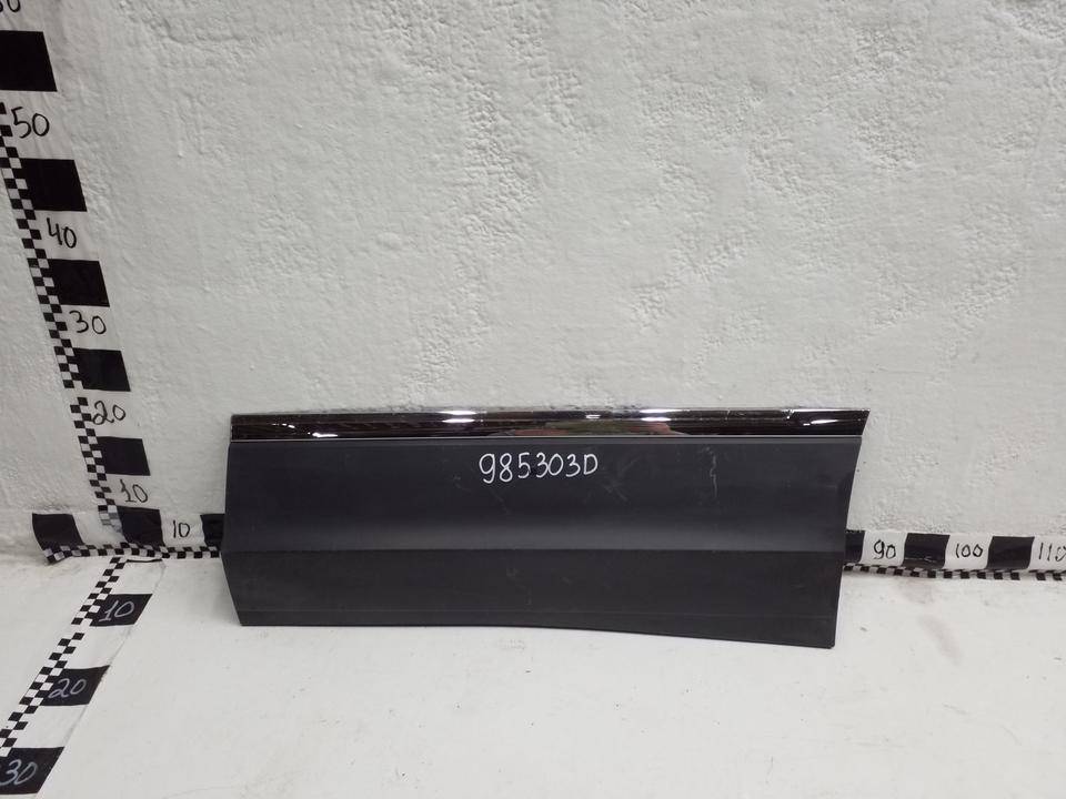 Накладка двери задней левой