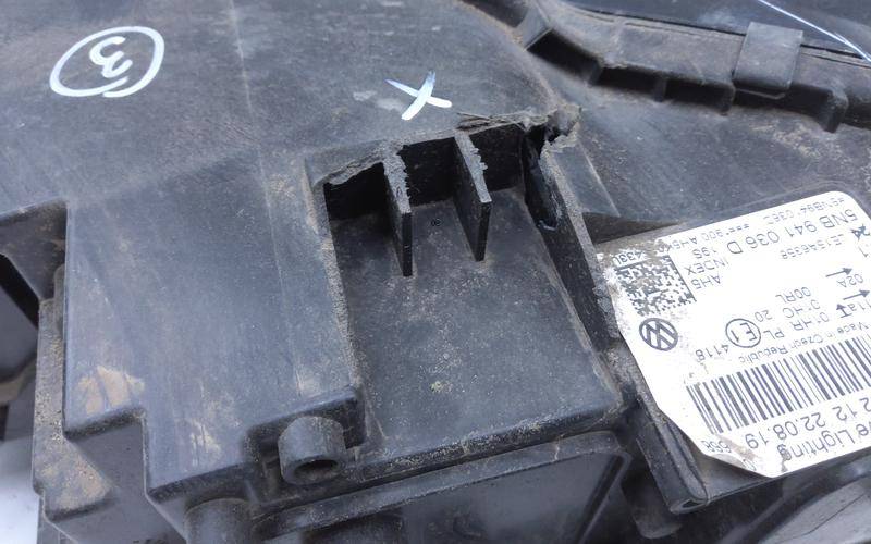 Фара правая