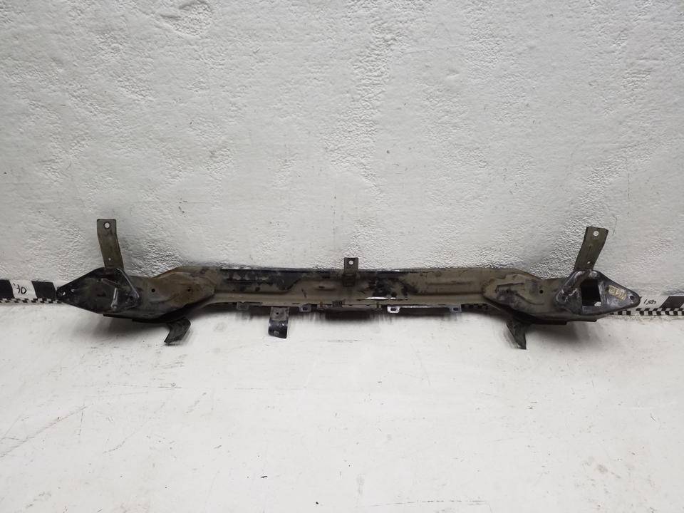 Усилитель заднего бампера