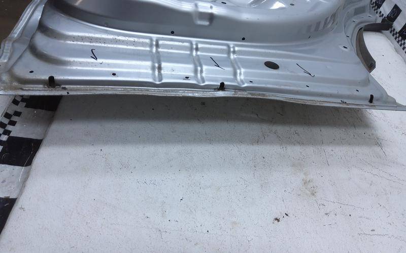 Дверь задняя правая