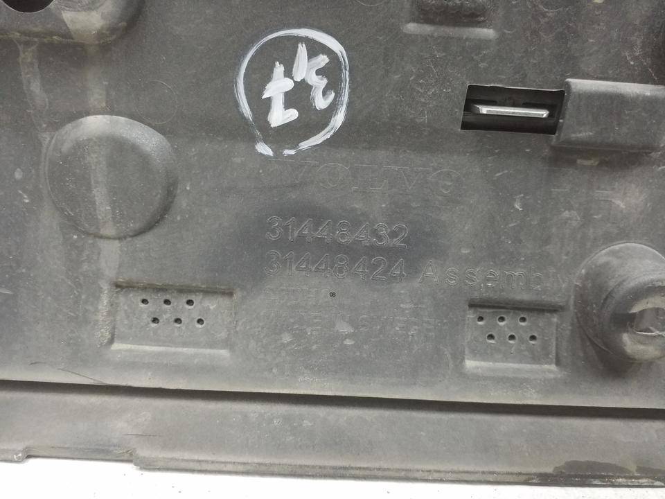 Накладка двери задней правой