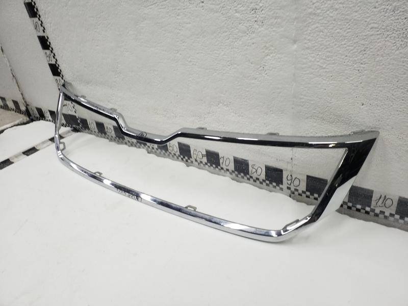 Накладка на решетку радиатора