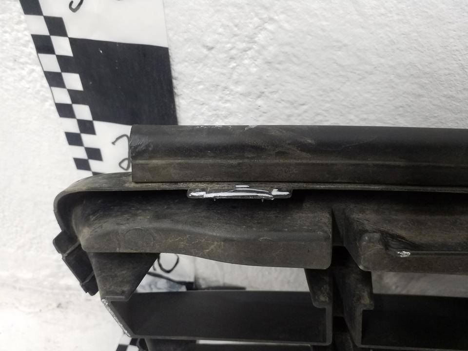 Решетка радиатора