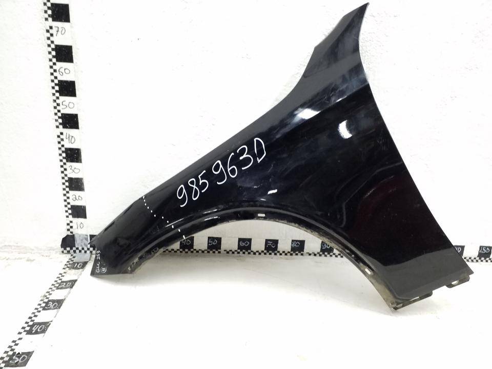 Крыло переднее левое