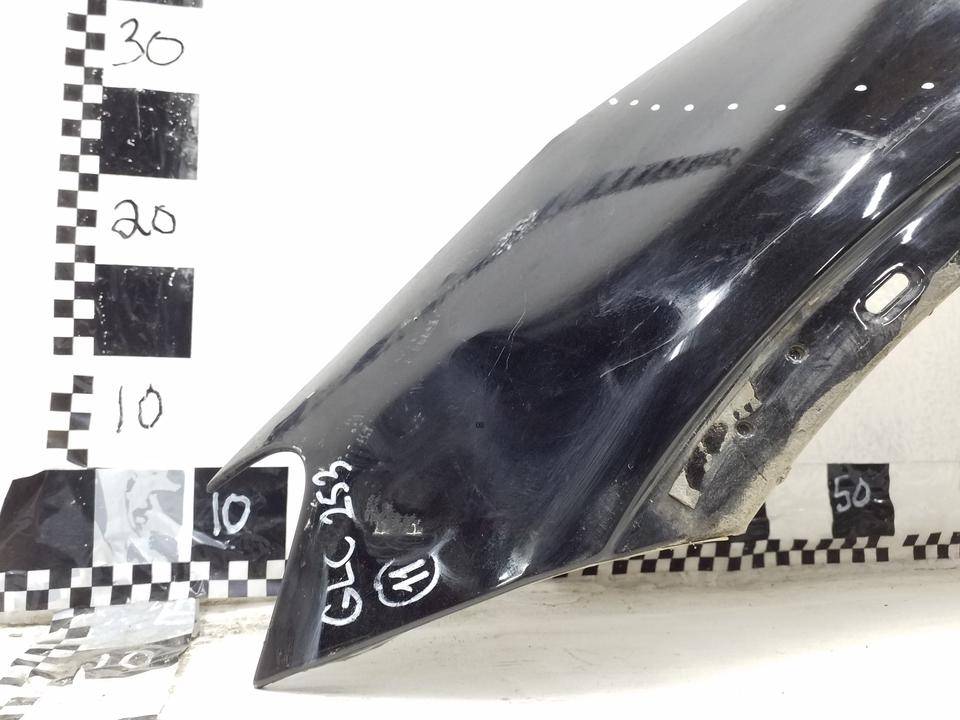 Крыло переднее левое