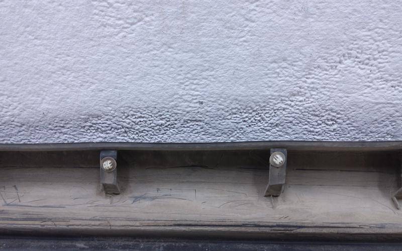 Накладка двери передней правой