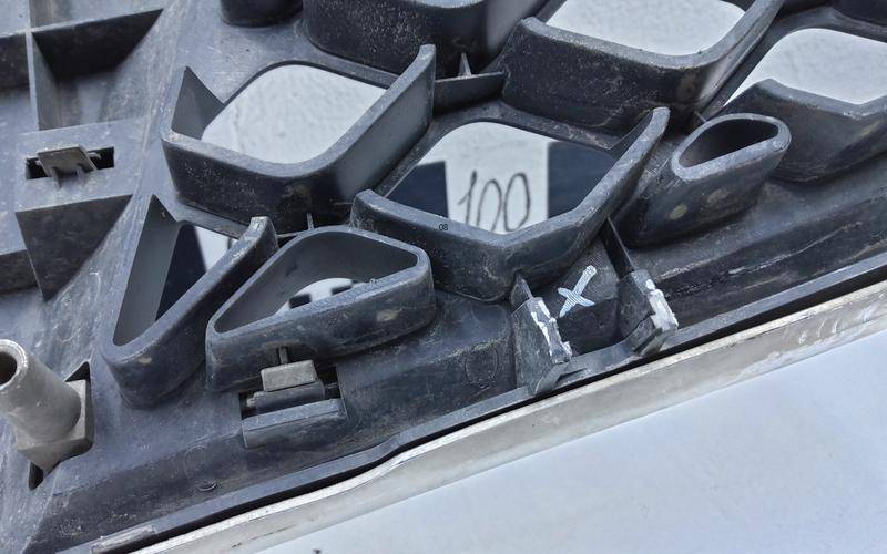 Решетка радиатора