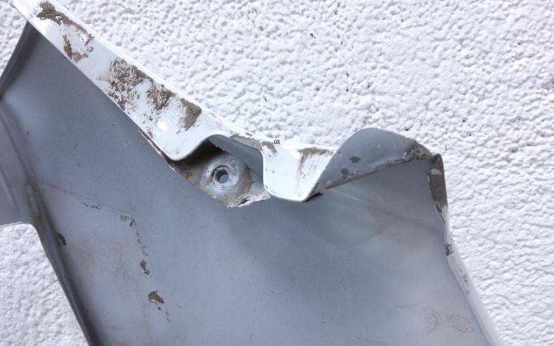 Крыло переднее левое