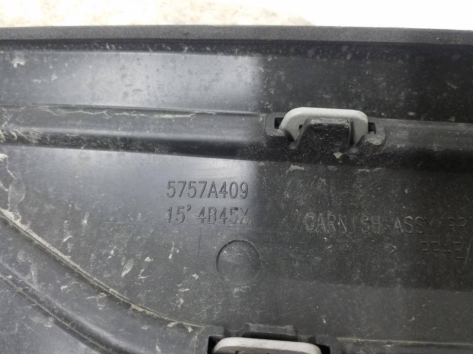 Накладка двери задней левой
