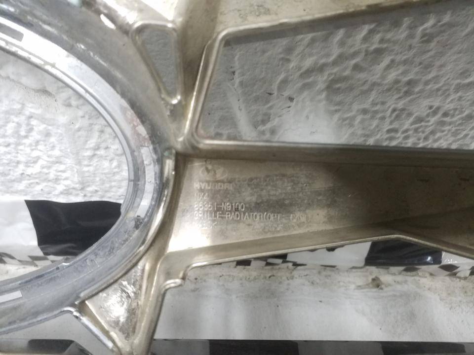 Решетка радиатора